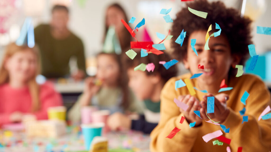 Conoce estas ideas para hacer una fiesta de graduación de kínder