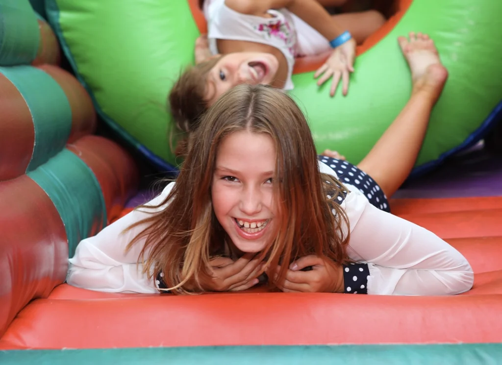 Inflables para niños grandes para fiestas | La Hormiga Play