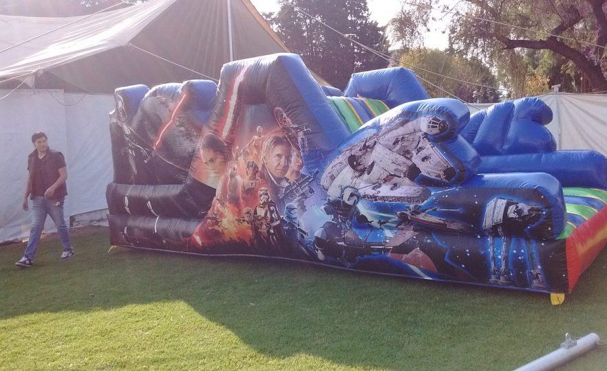 INFLABLE-STAR-WARS-1