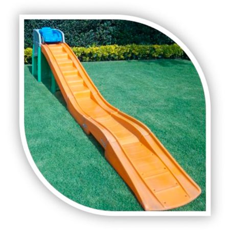Mini montaña rusa infantil para emociones extremas.