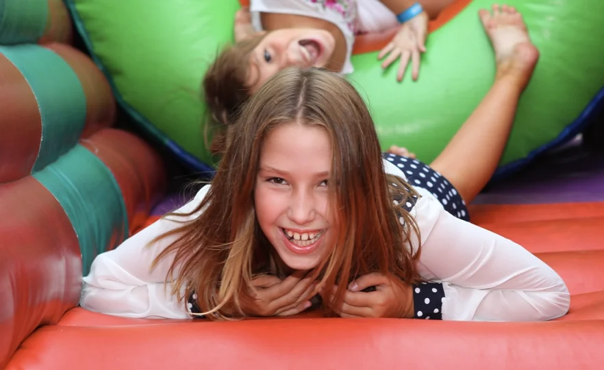 Inflables para niños grandes para fiestas | La Hormiga Play