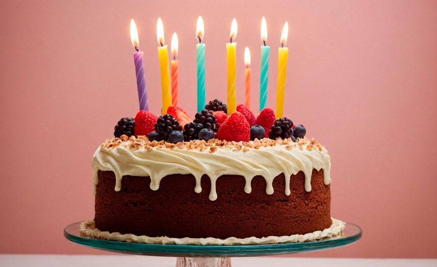Descubre los diferentes tipos de velas para pasteles de cumpleaños