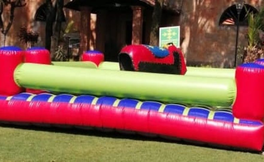 Toro mecánico en renta CDMX para fiestas infantiles y eventos - La Hormiga Play
